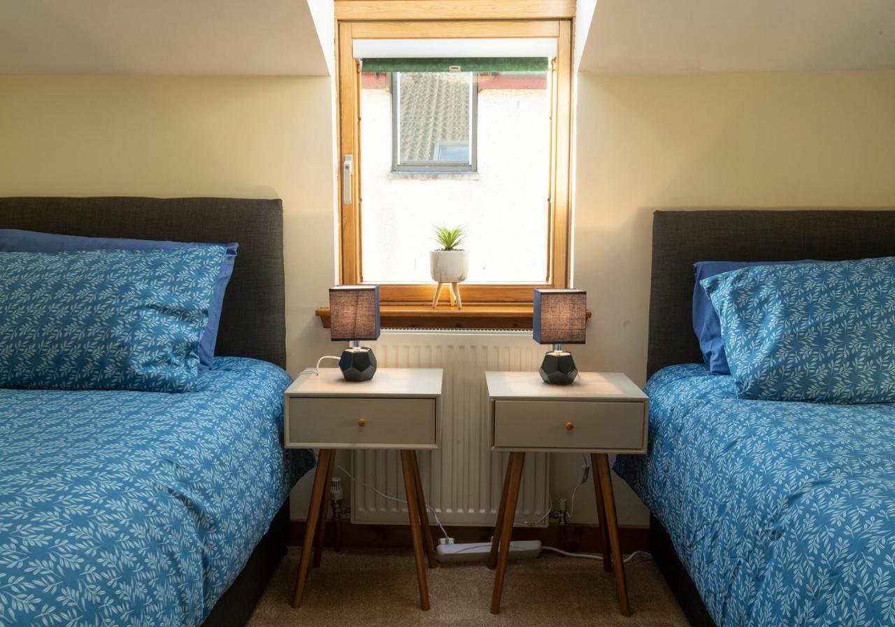 Stylish 2 Bedroom - 2 Miles Inverness City Centre Eksteriør billede